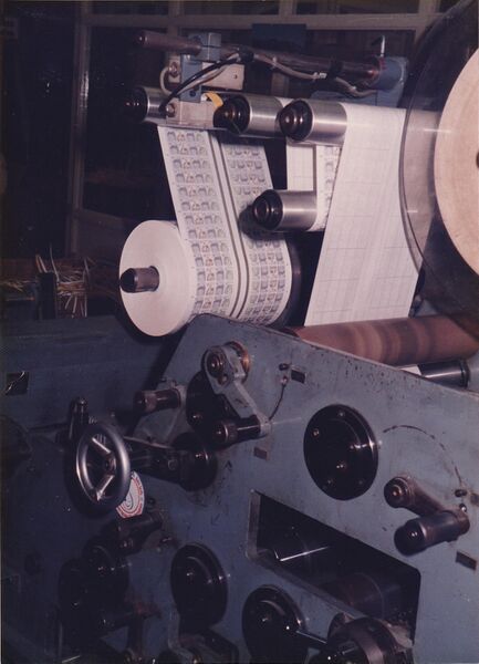 Datei:Bundesdruckerei-MH-Maschine-1-Bild-2-300dpi.jpg